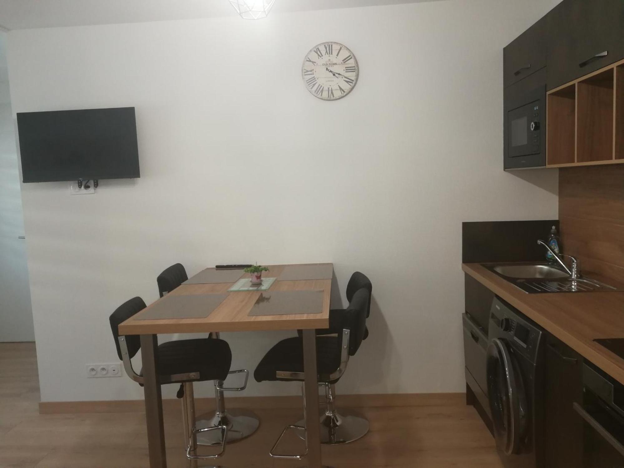RAVISSANT T3 NEUF - passage REXHOTEL Tarbes Extérieur photo
